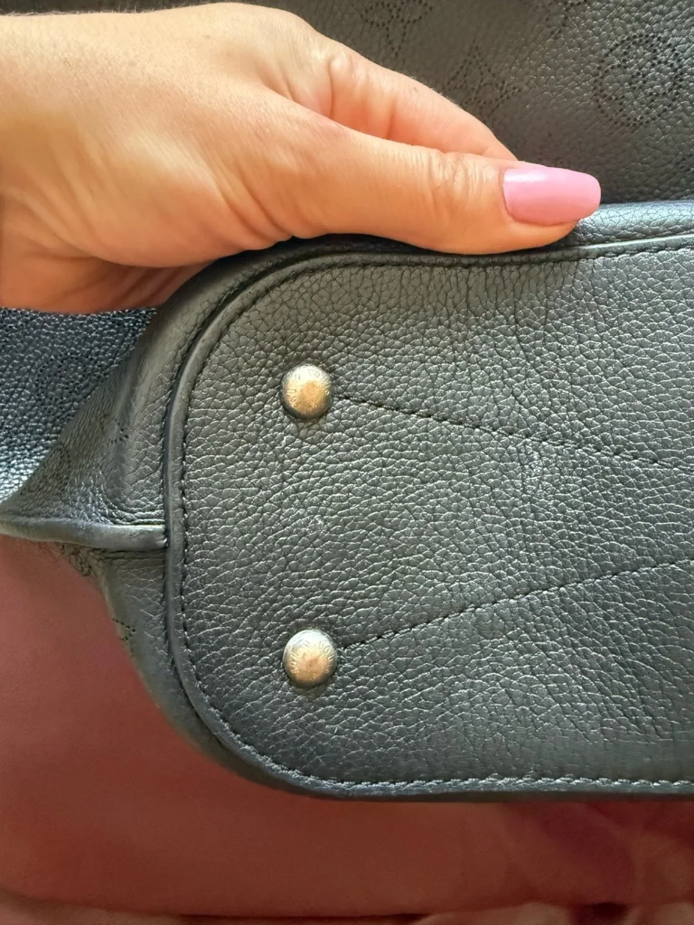 Louis Vuitton Bag Girolata Mahina Leather Black Shoulder Tote Authentic Handbag - Picture 4 of 15